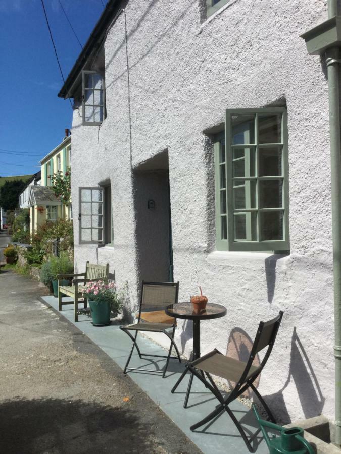 Pilchards Cottage Noss Mayo Exterior photo
